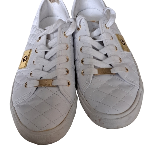 Womens G By Guess White Leather look Quilted Pattern leather sole coastal 6.5 - Picture 9 of 11